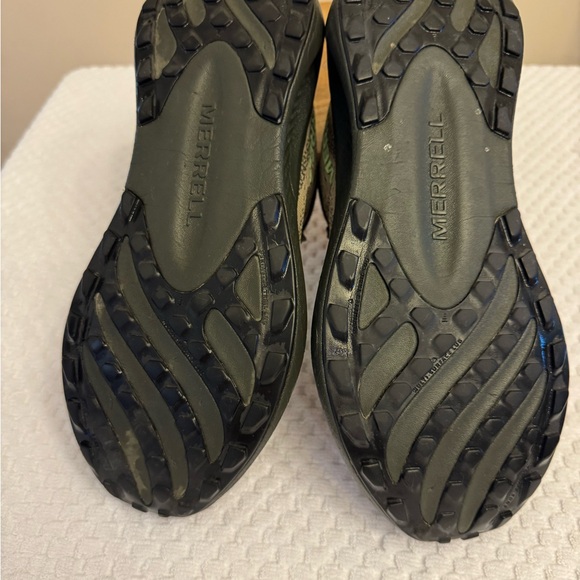 Merrell Men's Tan and Black Sneakers - Picture 3 of 4